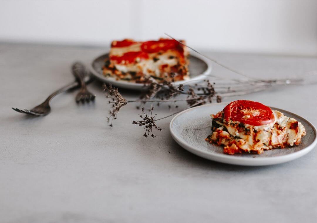 vegane Blumenkohl-Lasagne mit Spinat / Tante Fine Rezept